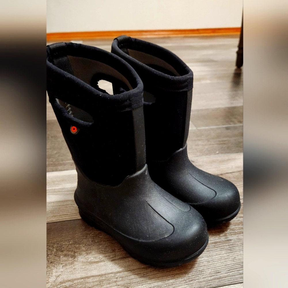 Bog Neo Classic Insulated Toddler Rain Boot size 9